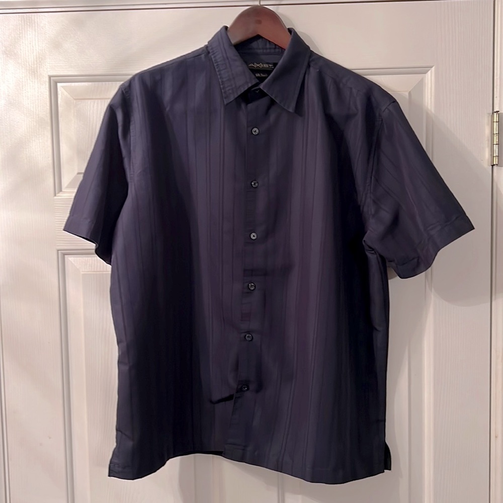 Axist button up short sleeve shirt. XL black